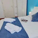 Blue דירה