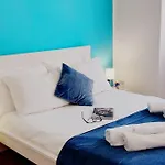 Blue דירה קליארי